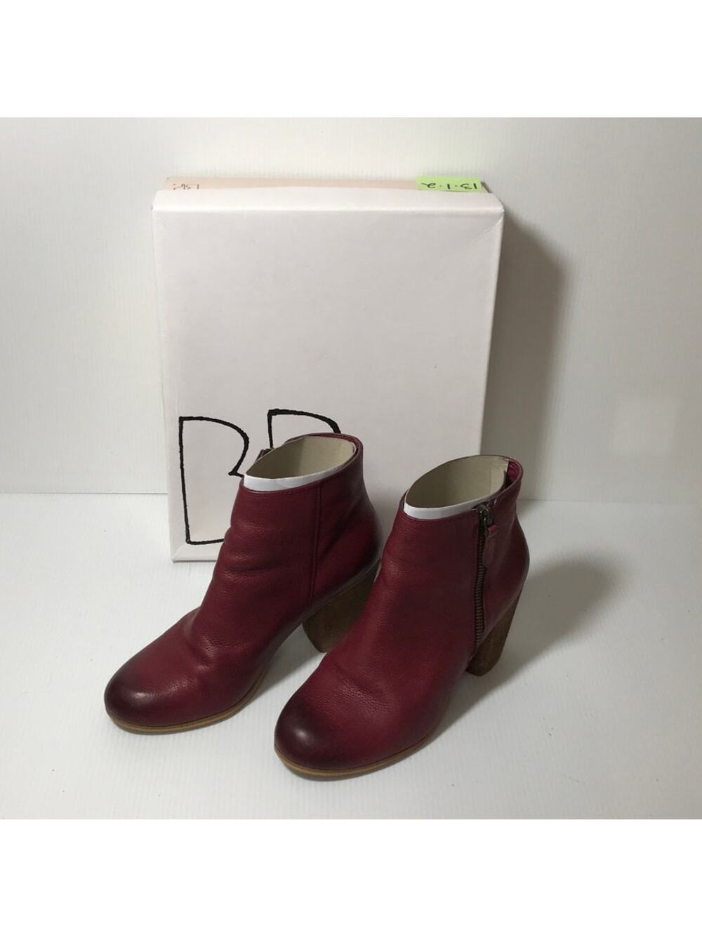 BP Trolley Lea Burgundy Leather Pointed Toe Zip Ankle 3" Heel Women Boots 5.5M